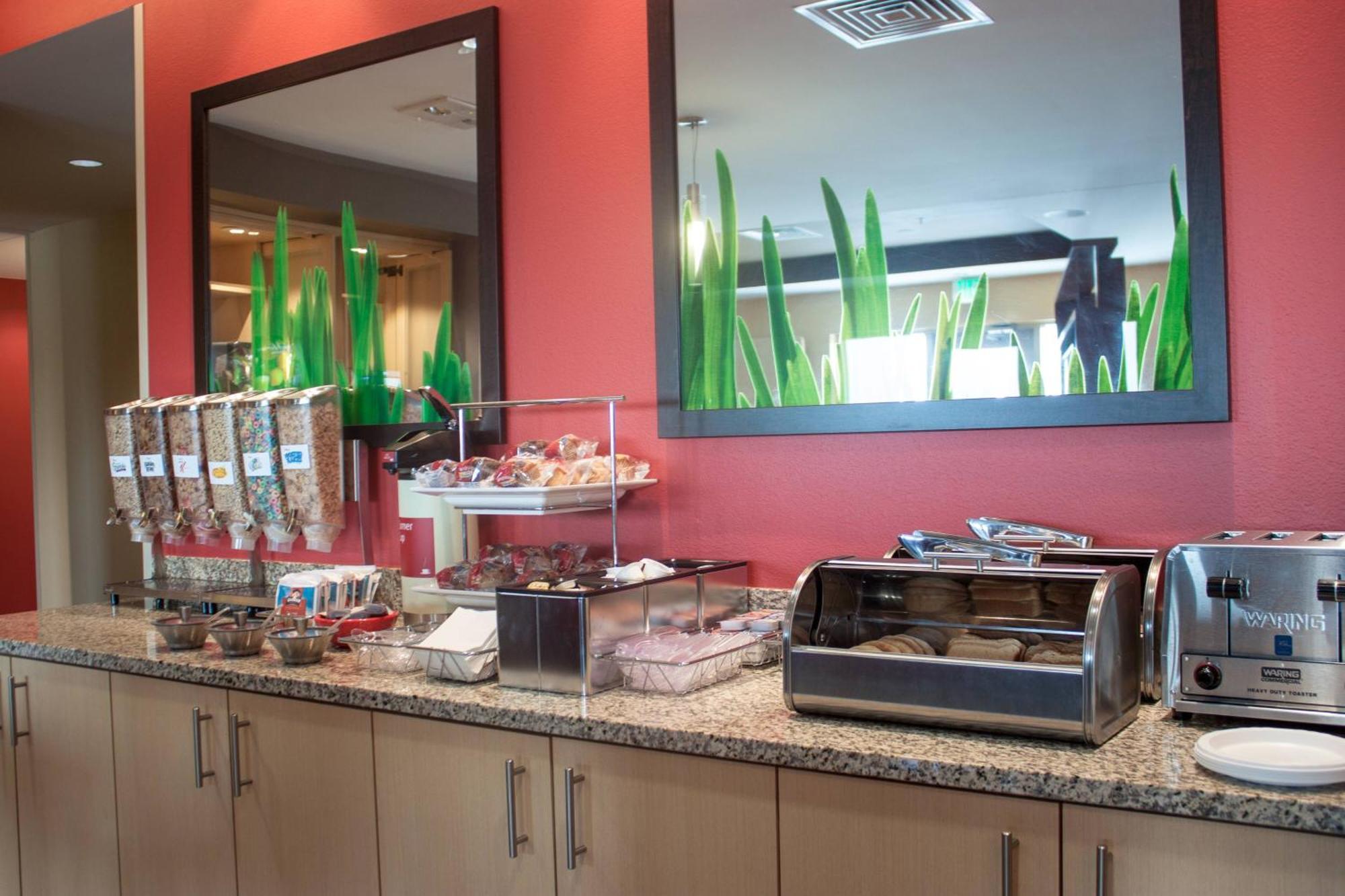 Towneplace Suites By Marriott Beaumont Port Arthur Bagian luar foto